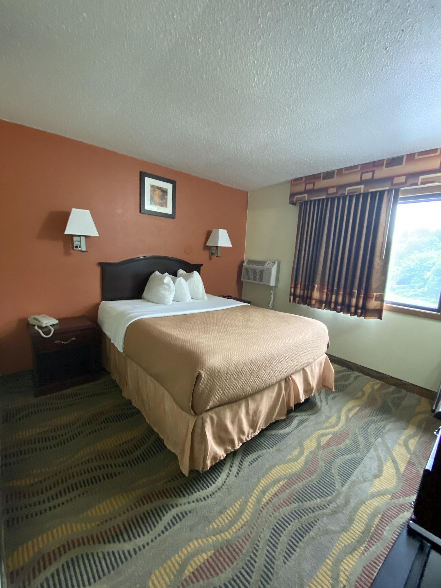Travelodge By Wyndham La Porte/Michigan City Area Extérieur photo