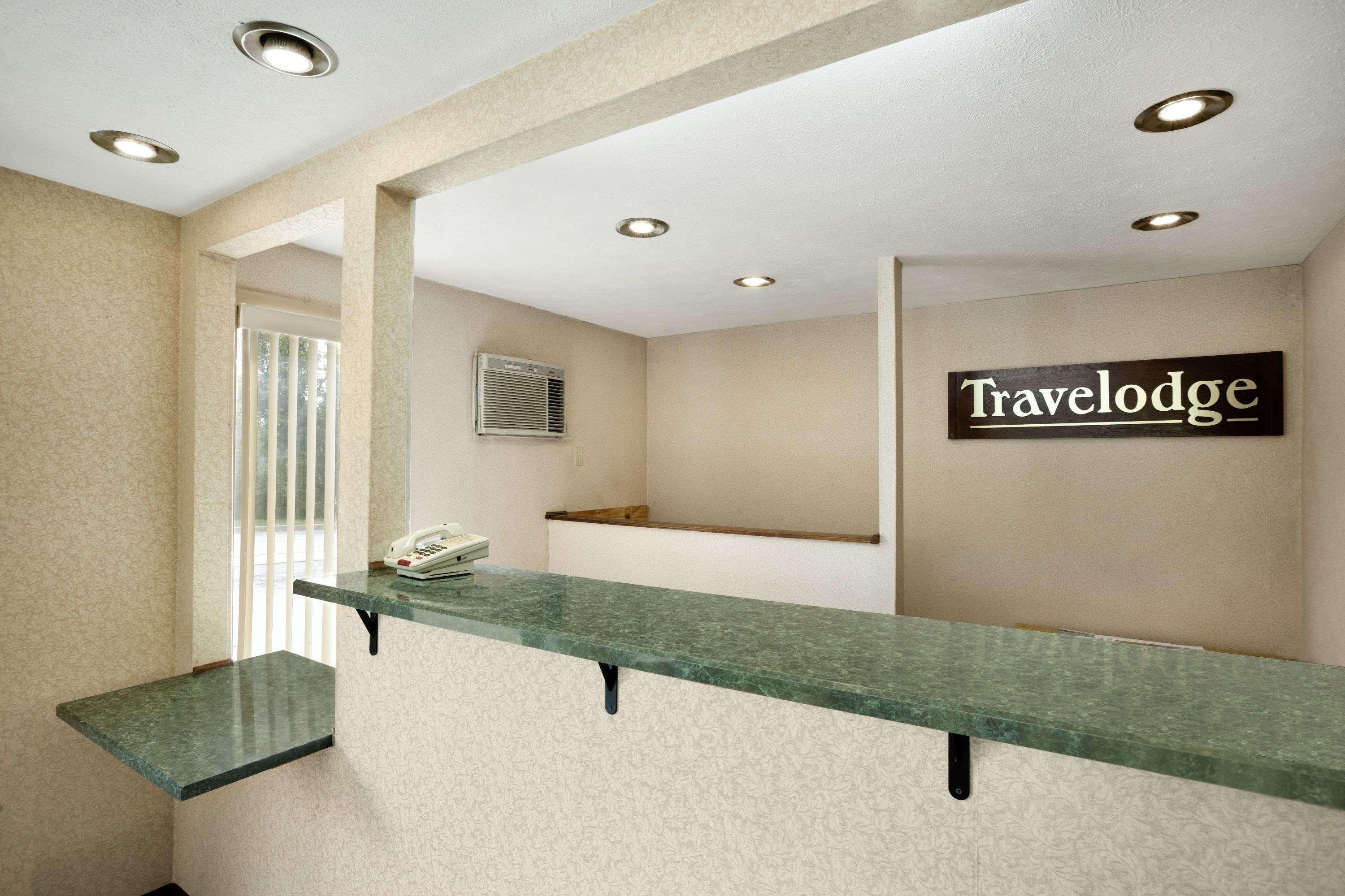 Travelodge By Wyndham La Porte/Michigan City Area Extérieur photo